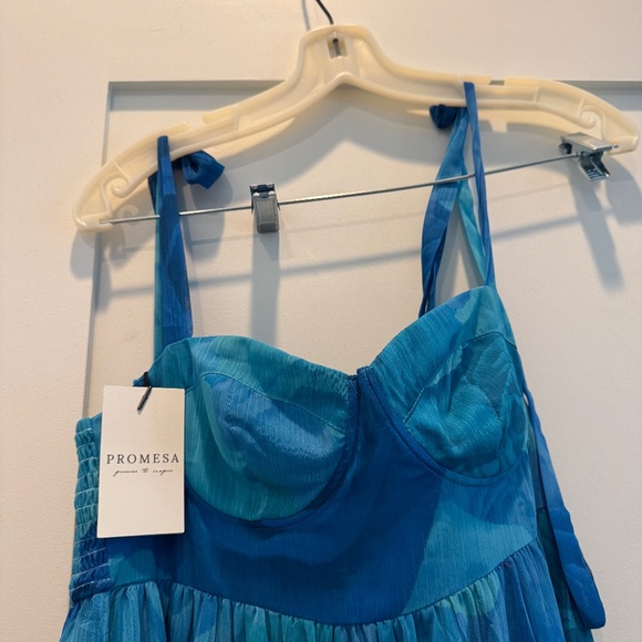 Promesa Coming Up Roses Floral Chiffon Tiered Maxi Dress - Size M - Picture 7 of 7